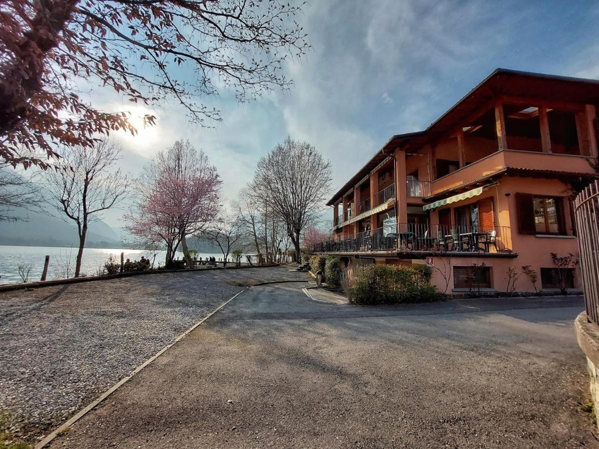 Villaggio Turistico Il Lago Dorato Carlazzo Екстер'єр фото